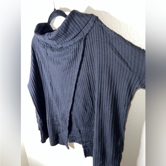 NWT Free People Juicy long sleeve tunic in black - Picture 7 of 9